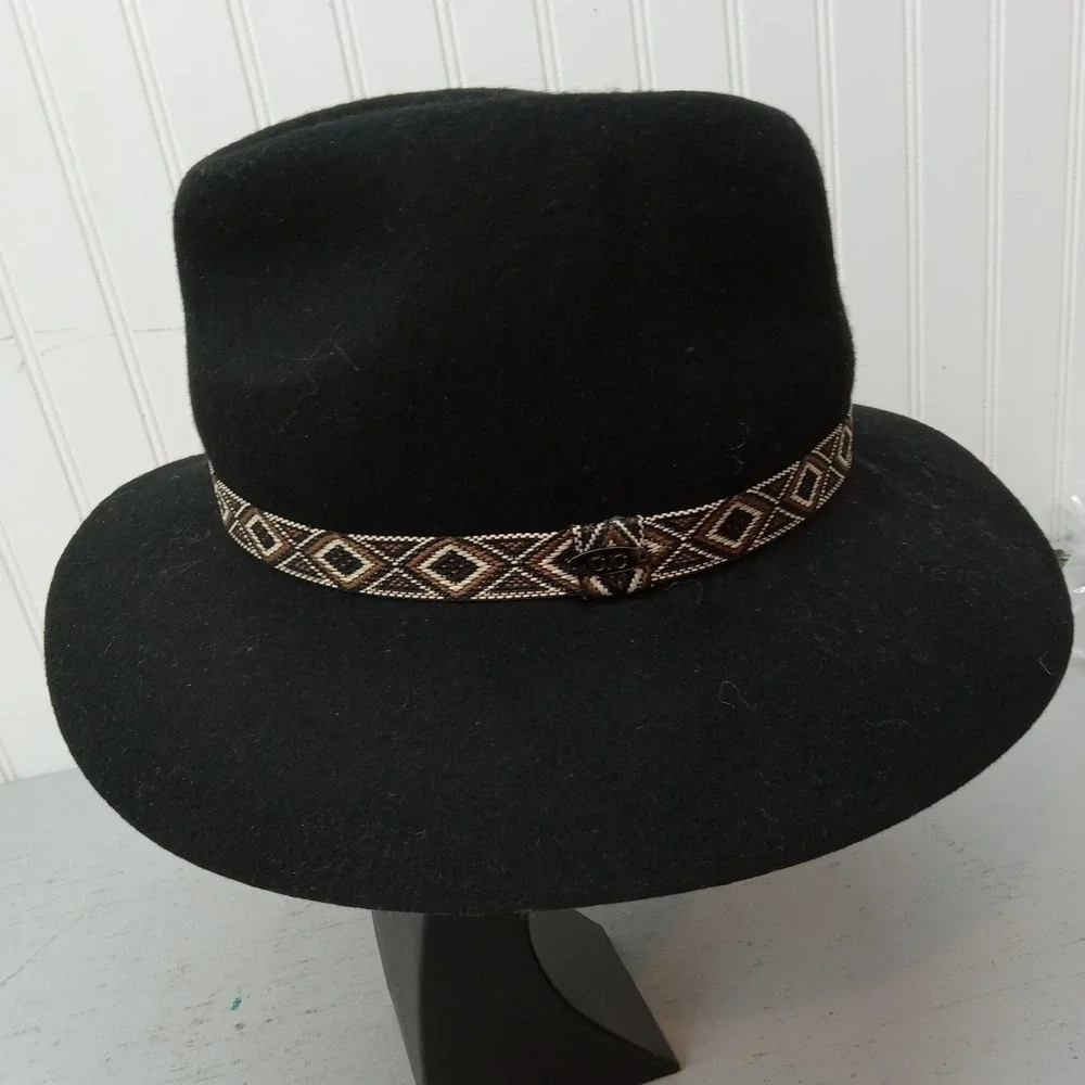 C.C Exclusives 100% Wool Fedora Hat Southwestern Geometric‎ Band Wide Brim Black